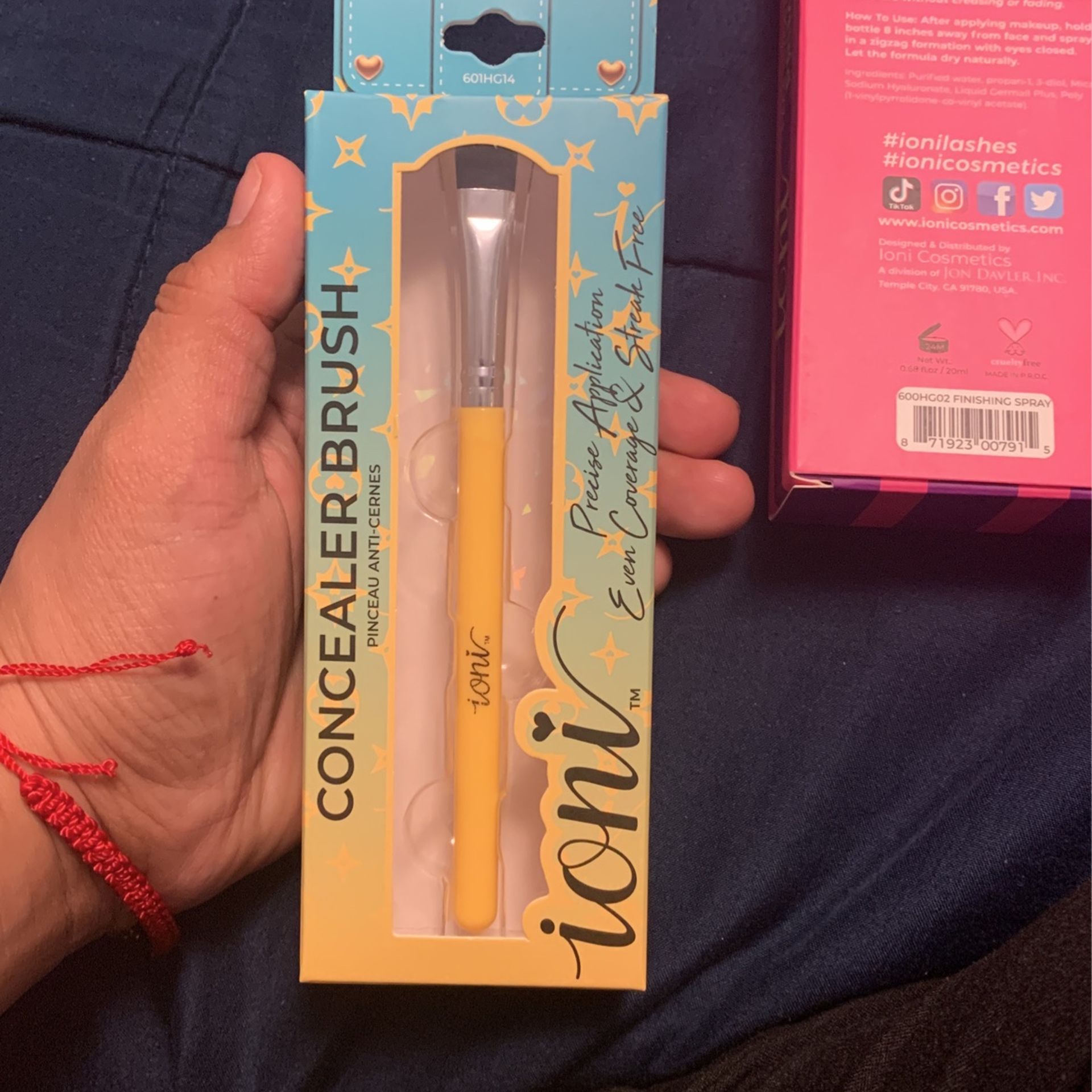 Ioni Concealer Brush 