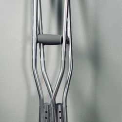 Crutches Adjustable 