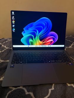 Samsung galaxy book pro 5 laptop