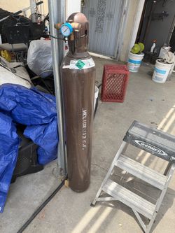 Helium compressed