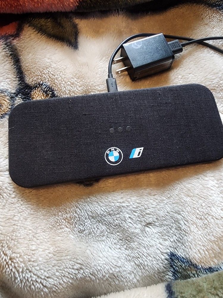 Courant Catch 2 Multi Device Wireless Charger BMW Edition