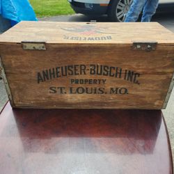 Collector Beer Trunk