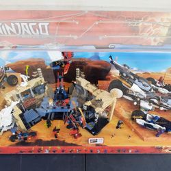 2016 Lego Ninjago Toys R Us Store Display 70(contact info removed)9 70589