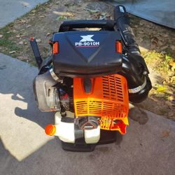 Echo PB-9010H  Leaf Blower Barely Used!! 