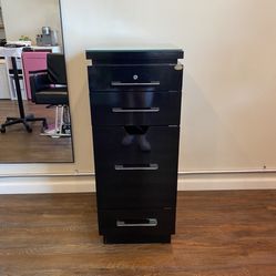 Tall cabinet storage with drawers