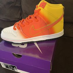 Nike SB Dunk High Pro