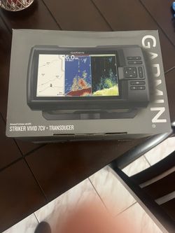 Garmin 7" GPS Striker Vivid 7cv U.S. w/ GT20-TM Transducer Fishfinder Sonar NEW