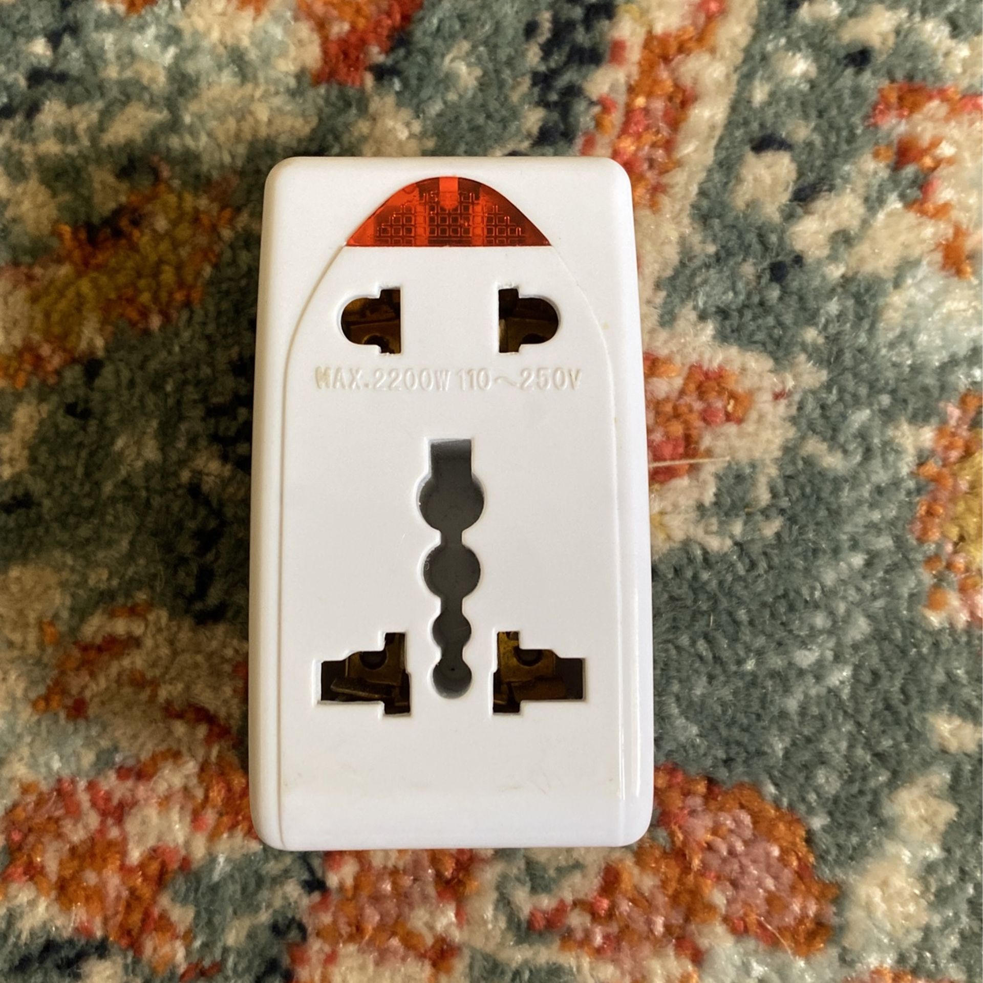 International Universal Plug