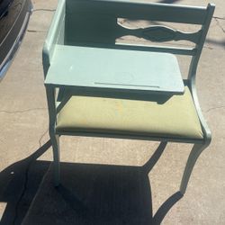 Antique Wood Gossip Chair With Cushion Good Condition $40