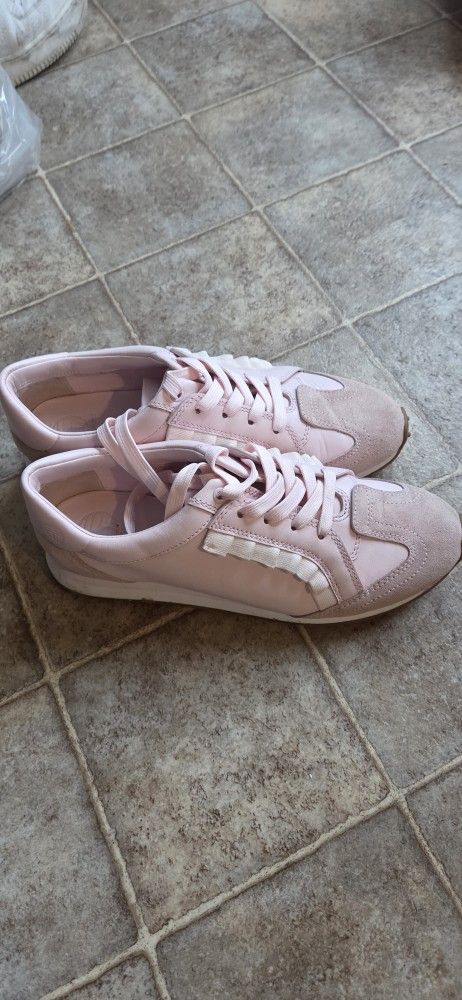 Tory Burch Sport Shoes