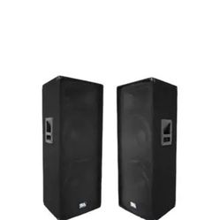 2 Speaker Cabinets
