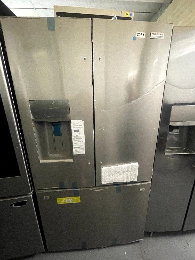 FRIGIDAIRE GALLERY 36” FRENCH DOOR REFRIGERATOR STAINLESS STEEL $1200 Refrigerators