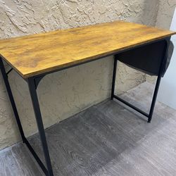 Modern Desk with wood top and black metal frame - Local Delivery for a Fee - See My Other Items 😀