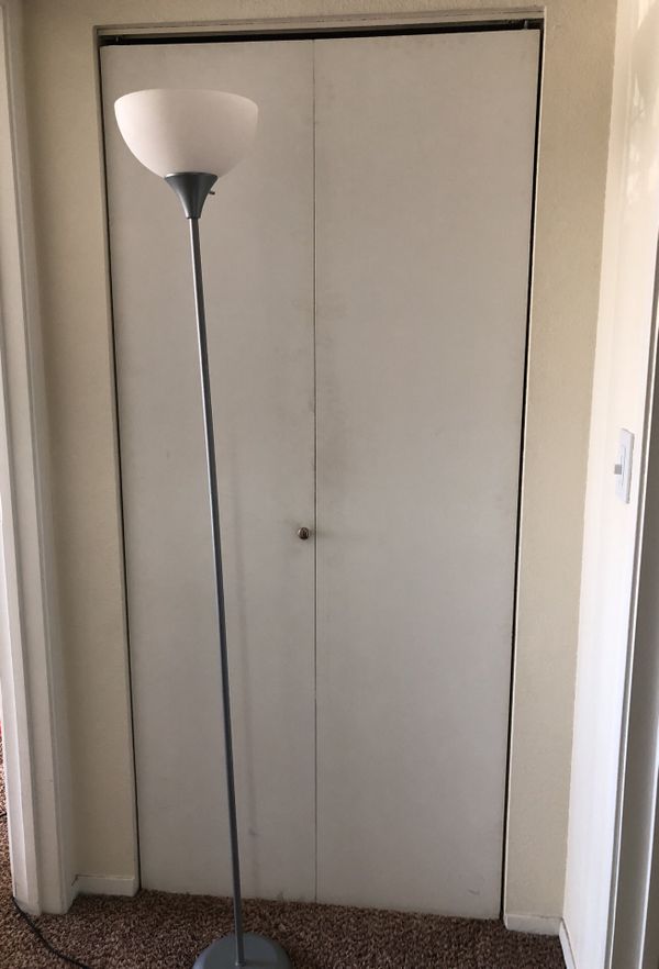 New And Used Floor Lamps For In Redmond Wa Offerup