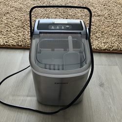 Countertop Ice Maker