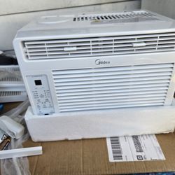 Midea 5000 BTU Window Air Conditioner  With Remote Control