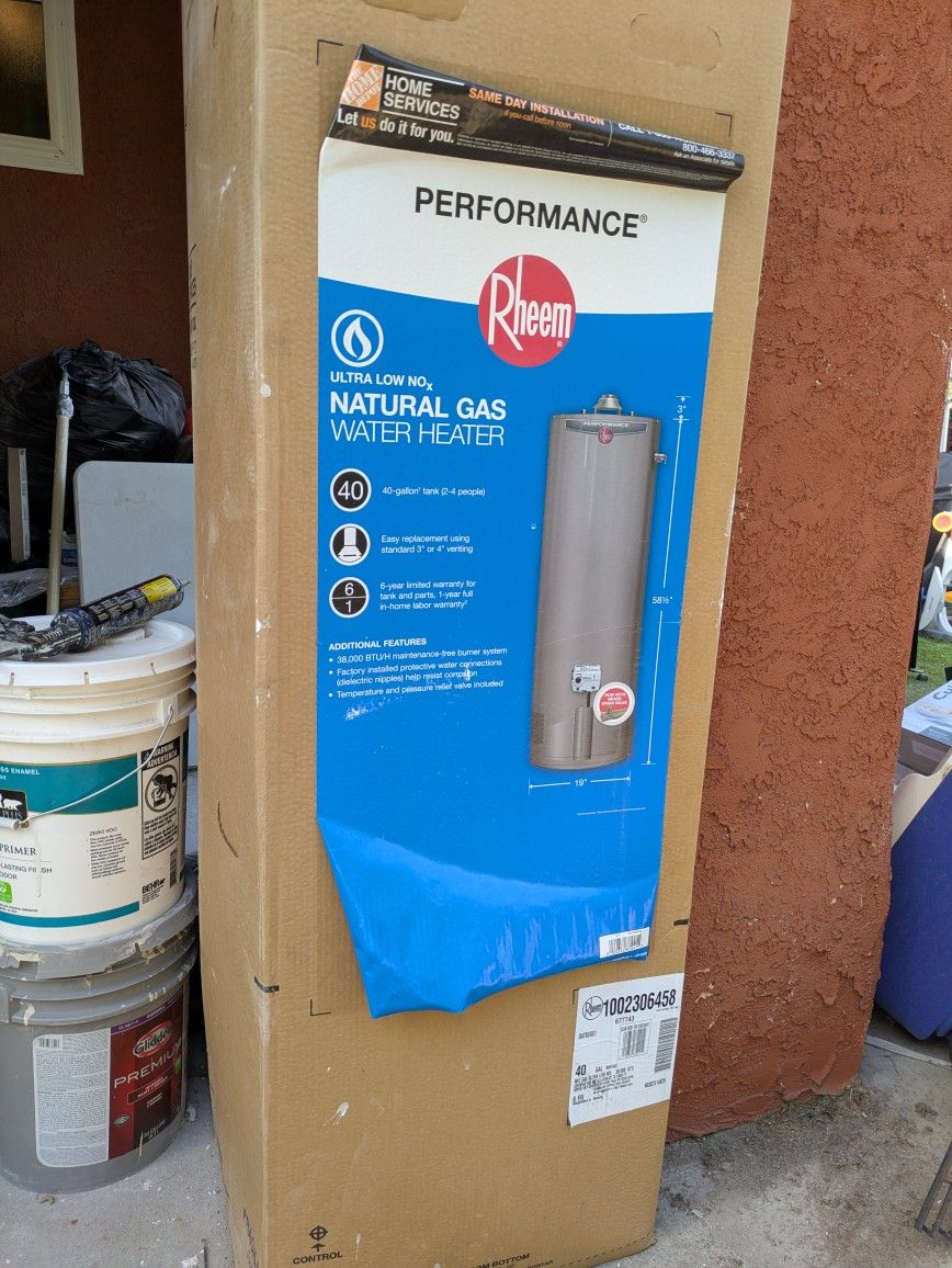 40 gallon Rheem water heater 