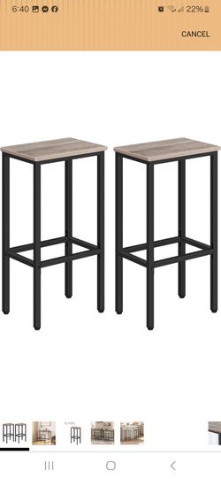 Set Of 2 bar stools new in box pick up in Pomona $45