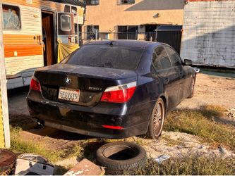 2004 BMW 530i