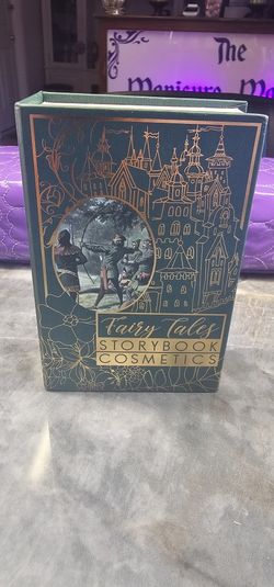 Story Book Cosmetics Robin Hood Eyeshadow Palette 