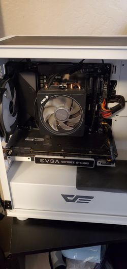 Gtx 1080, Ryzen 7 3700x - Excellent Condition PC