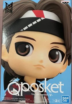 Tiny TAN Q posket -V- Figure brand new in box
