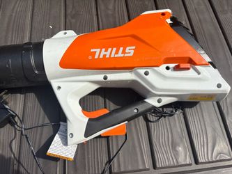 STIHL BGA 45 cordless leaf blower