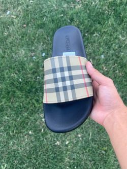 Burberry slides