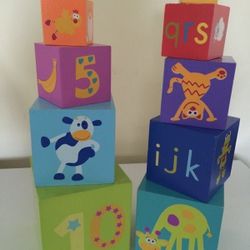 Boikido Wooden Nesting and Stacking Blocks Toy