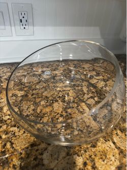 Glass bowl