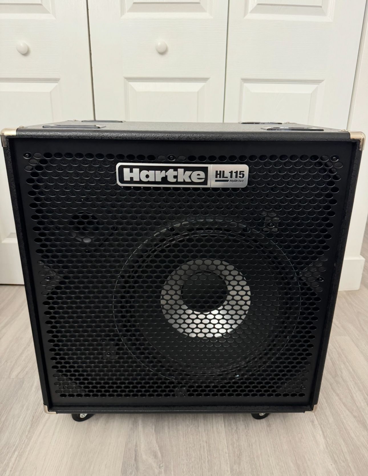 Hartke HL115 Bass guitar Cabinet