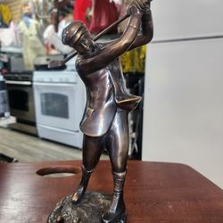 bronze golf decor statue.