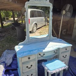 Antique/coastal/distressed vanity