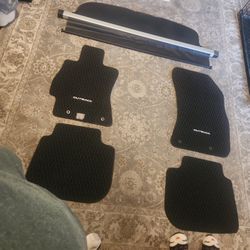 Subaru rear cargo cover and floor mats