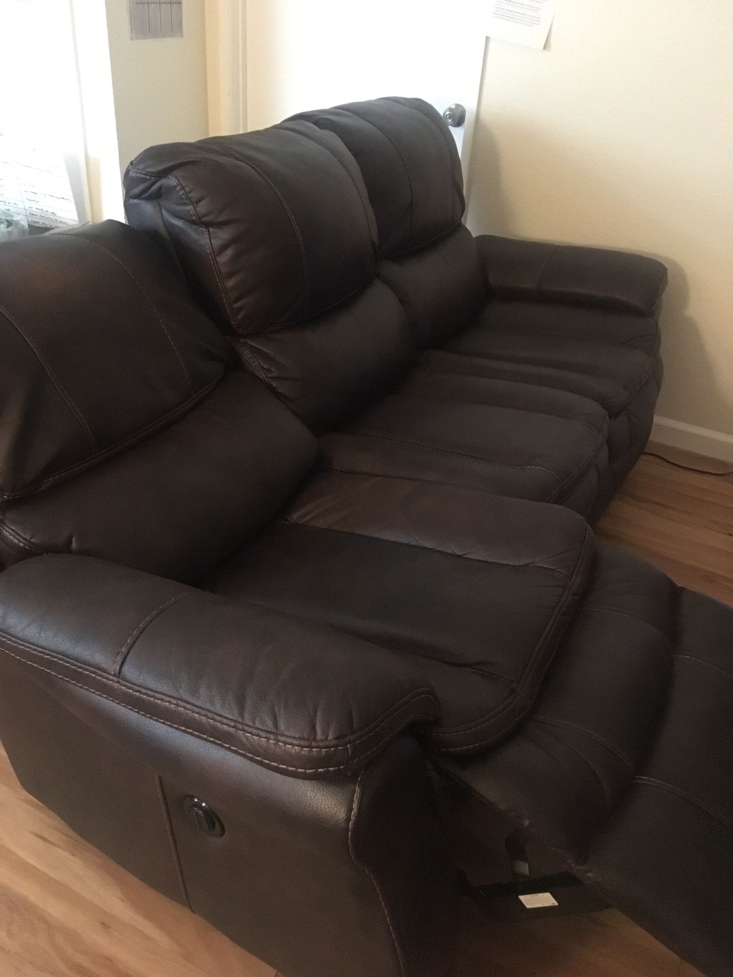 High Quality Power Reclining Sofa and Loveseat