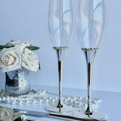 Champagne Glasses / Flutes  For Weeding 