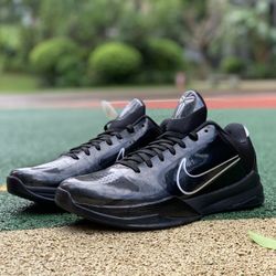 Zoom Kobe 5 'Black Out'