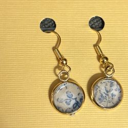 Floral Dangle Earrings
