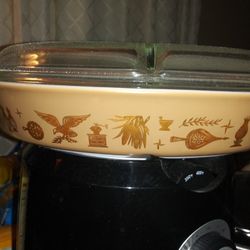 Vintage Pyrex 1 1/2 Qt 