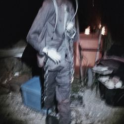 Electrician Prisoner