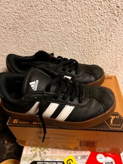 Adidas Samba Size 3 Kids Gently Used