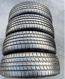 Set 225/65-17 falken con el 80% de vida
