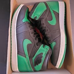 Jordan 1 Pine Green Size 11