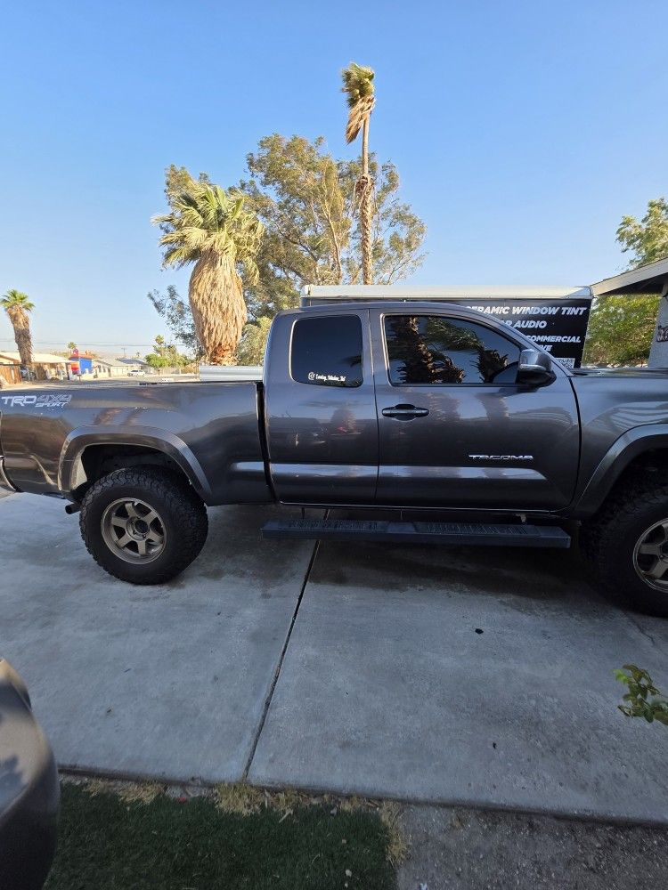 2016 Toyota Tacoma