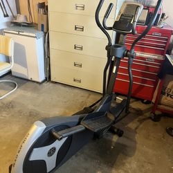 Golds Gym Elliptical 