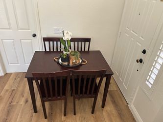 5 PC dining table$100