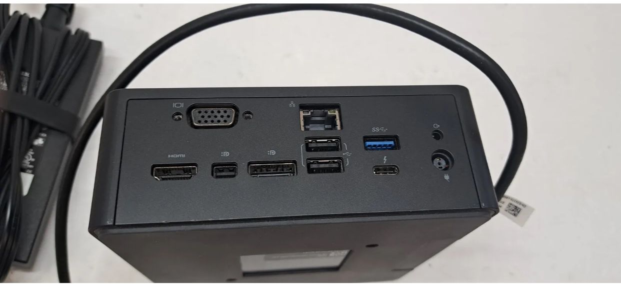 Genuine Dell Thunderbolt Dock USB Type-C 0J5C6 TB16 K16A w/ 130W Ac adapter