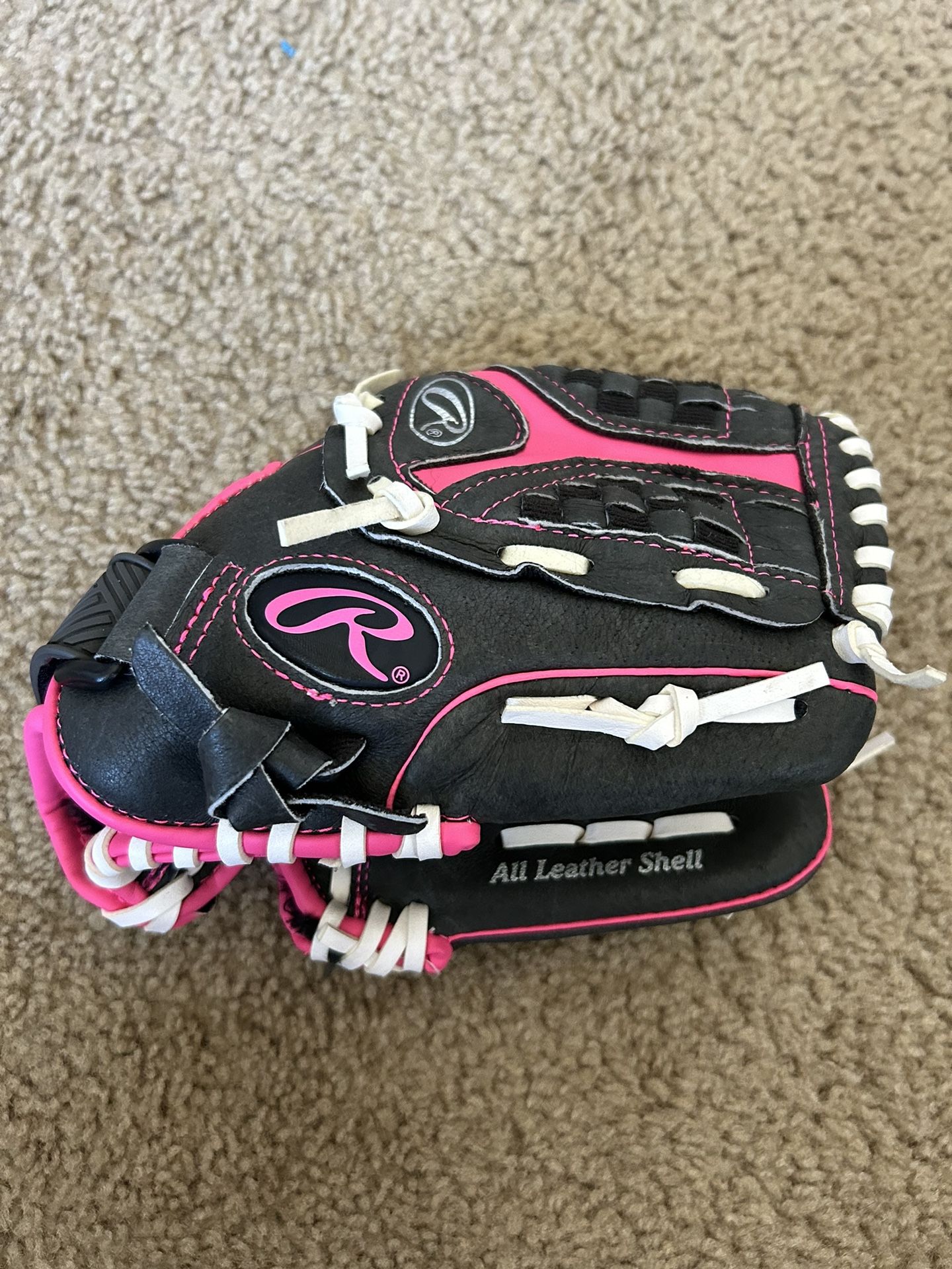 Rawlings 10.5” Baseball Glove