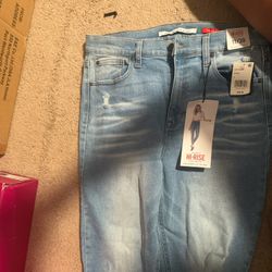 Brand  New Jeans 