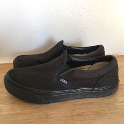 LIKE NEW Vans Black Slip-on Shoes Size 2.0 Kids
